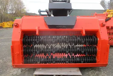 Close up of a Allu screening bucket